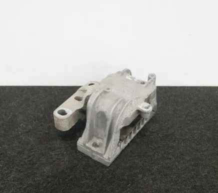 Volkswagen PASSAT CC Engine mount bracket 1K0199262