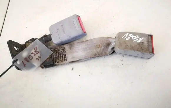 Peugeot 607 Middle seatbelt buckle (rear) 