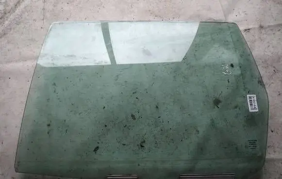 Volvo S70 V70 V70 XC Rear door window glass as2