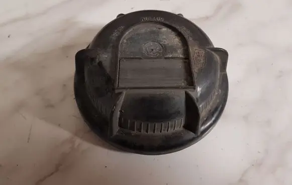 Volvo S60 Headlight/headlamp dust cover 88025105