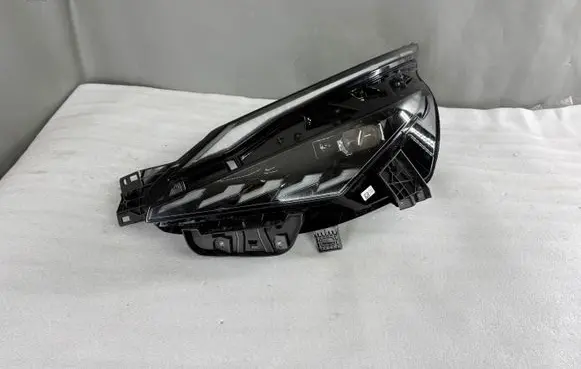 Nissan Qashqai J12 Headlight/headlamp 1EX01708801