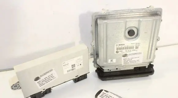 Engine ECU kit and lock set