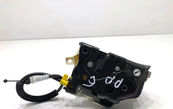 Audi A4 S4 B8 8K Front door lock 8J1837016C