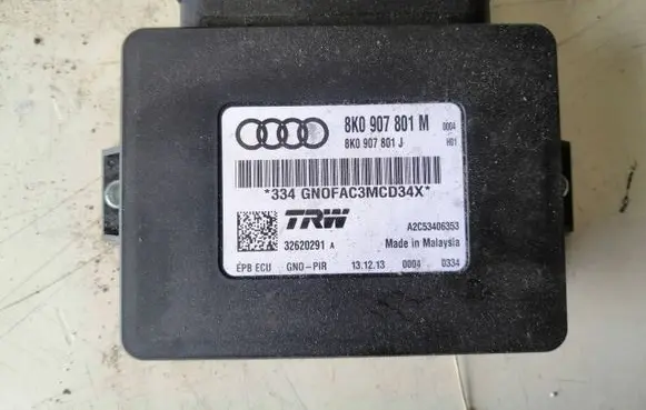 Audi A5 8T 8F Hand brake control module 8k0907801m
