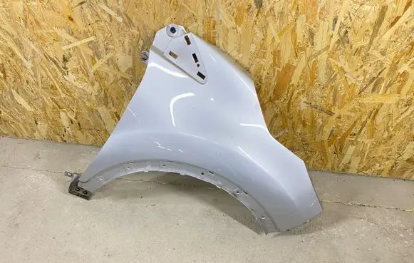Renault Captur Fender 631001642R