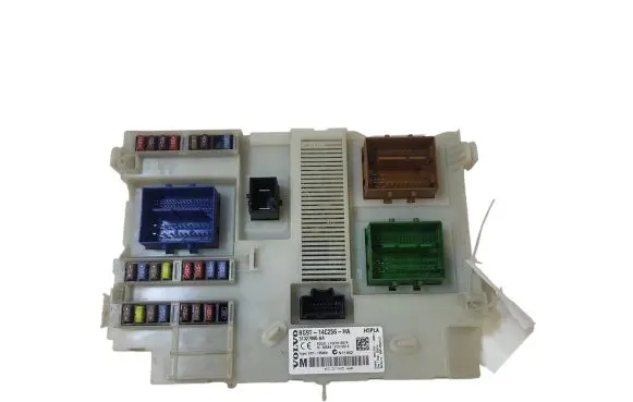 Volvo XC60 Fuse module BG9T14C256HA 31327995AA 31327995