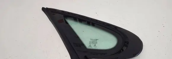 Jaguar XE Rear side window 43R011582