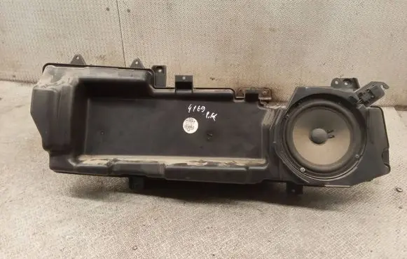 Audi A6 S6 C6 4F Front door speaker 4F0035381B