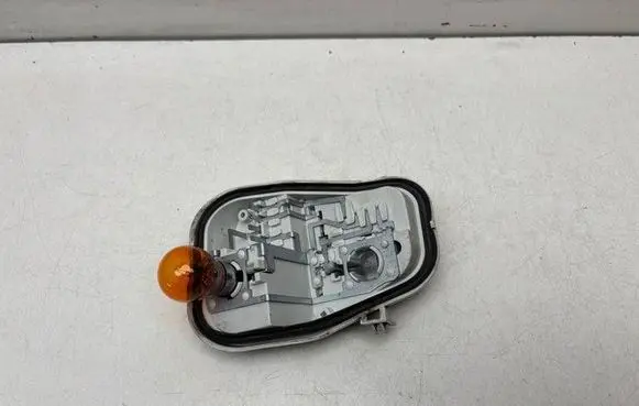 Audi A6 S6 C6 4F Tail light bulb cover holder 4F9945221C