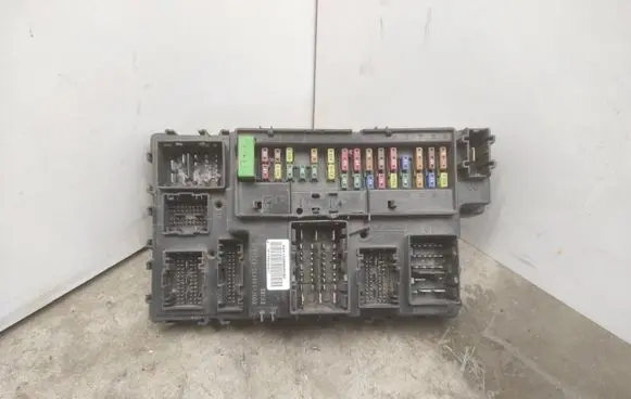 Ford Explorer V Fuse box set GU5T15604 DG9T14B476