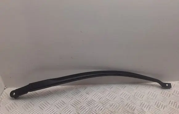 Toyota Avensis T270 Front wiper blade arm 8521105090 97036203 3392126099