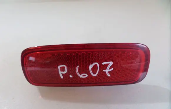 Peugeot 607 Rear tail light reflector