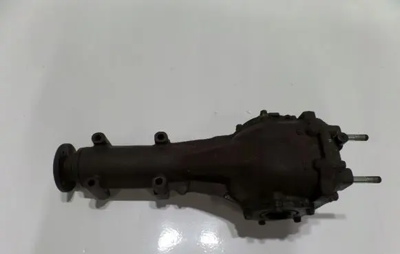 Subaru Legacy Rear axle beam with reductor VA1RE24LEG