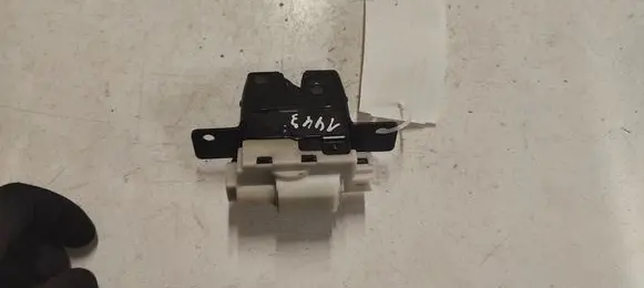 Renault Megane II Tailgate/trunk/boot lock/catch/latch 8200076240