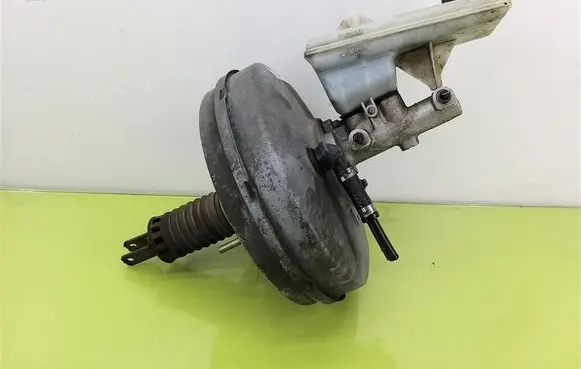 Opel Vivaro Brake booster 8200003515