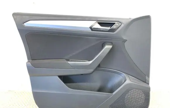 Volkswagen T-Roc Front door card panel trim