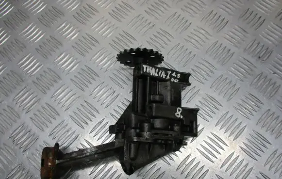 Renault Thalia I Oil pump 