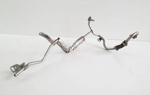 Coolant pipe/hose