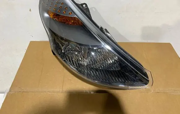 Citroen C3 Headlight/headlamp 9685391680