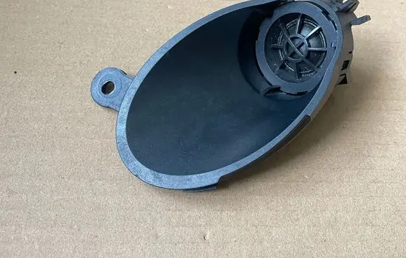 Opel Astra J Front door high frequency speaker 13287812