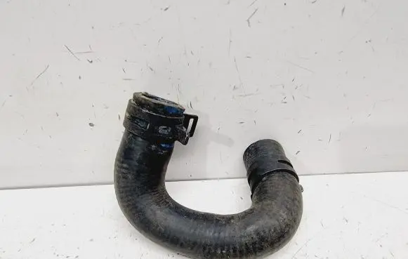 Mercedes-Benz E W212 Engine coolant pipe/hose A6512000882