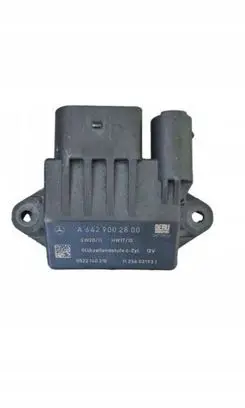 Mercedes-Benz E W211 Glow plug pre-heat relay A6429002800