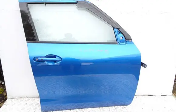 Suzuki Swift III Front door 5uh