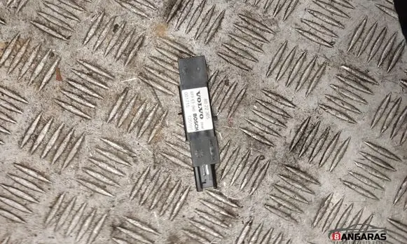 Volvo XC70 Airbag deployment crash/impact sensor 8622365