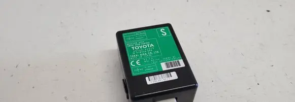 Toyota RAV 4 (XA30) Door control unit/module 8974042020 61B239000