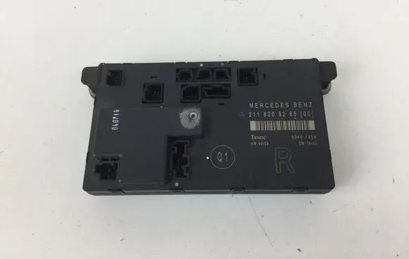 Mercedes-Benz C W203 Door control unit/module 2118208285