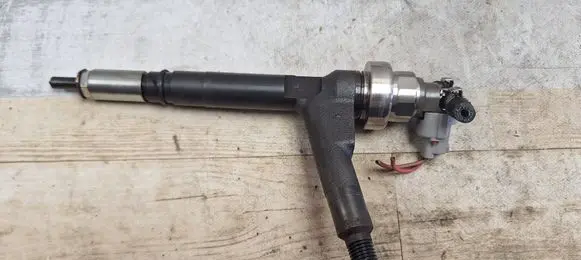 Opel Meriva A Fuel injector 8973138613 09H05877