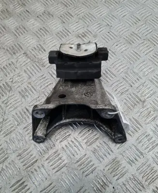BMW 5 E60 E61 Bracket in trunk/boot 