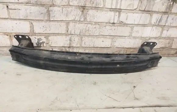Skoda Fabia Mk1 (6Y) Front bumper cross member 6Y0807109A