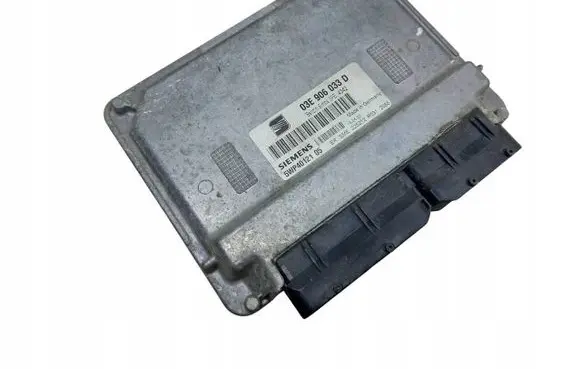 Skoda Fabia Mk1 (6Y) Engine control unit/module 03E906033D 5WP4012105