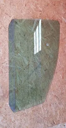 Ford Galaxy Front door window glass four-door
