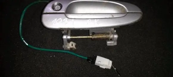 Mazda 626 Front door exterior handle