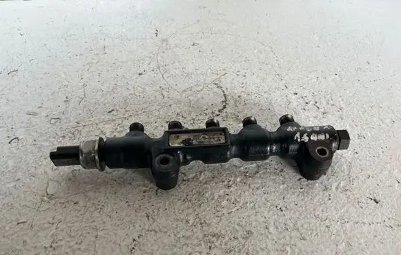 Mazda 3 I Fuel main line pipe 54592680