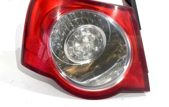 Volkswagen PASSAT B6 Rear/tail lights 3C5945095C