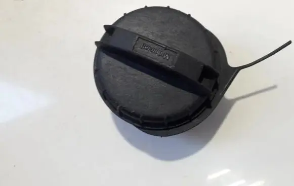 Ford Mondeo MK II Fuel tank filler cap 