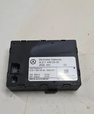 Mercedes-Benz E W211 Gateway control module A2115403545 A2114452000
