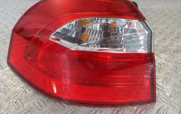 KIA Rio Rear/tail lights