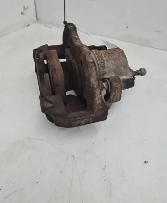 Mazda 3 I Front brake caliper