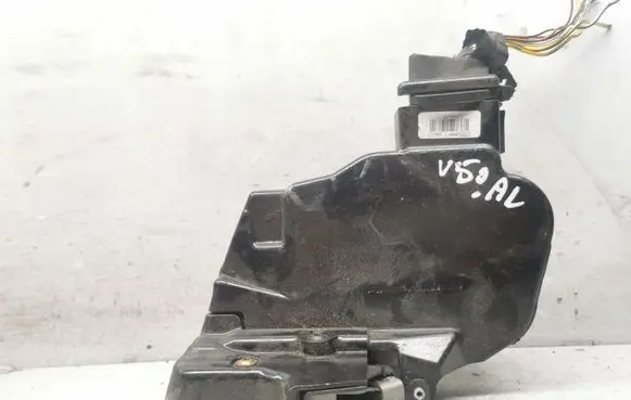 Volvo V50 Rear door lock 30753673