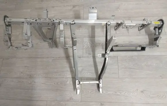 Tesla Model X Dashboard cross member/frame bar 105405700d