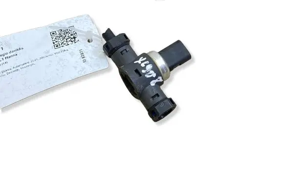 Volvo XC90 Fuel pressure sensor 31432653