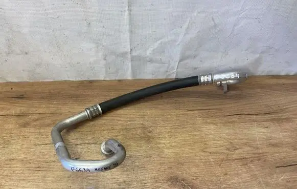 Renault Megane E-Tech Air conditioning (A/C) pipe/hose 924805MZ0A