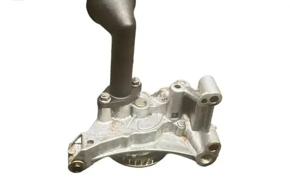 Volkswagen Caddy Oil pump 03L115105C