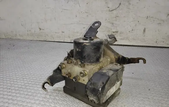 Ford Fiesta ABS Pump 2S612M110CE D351437A0B
