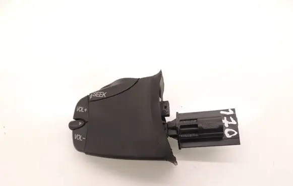 Ford Focus Multifunctional control switch/knob 98AB14K147AC D170