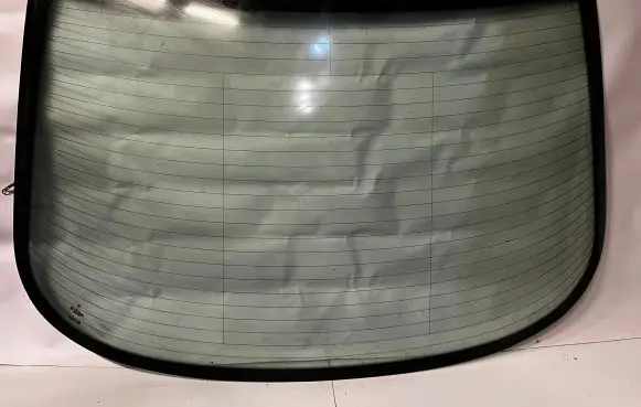 Mercedes-Benz E W210 Rear windscreen/windshield window A2106700180 2106700180